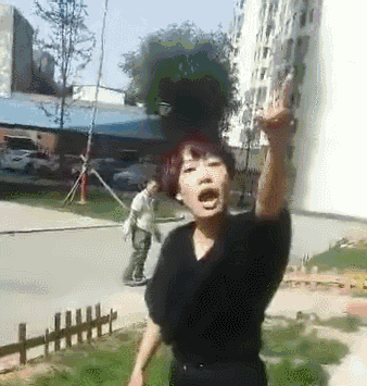 2762b9438f657aa428200fa168f8cf5e.gif