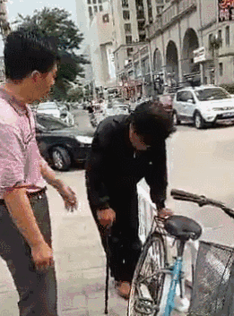 5f906b54e473520284058a822392e83d.gif