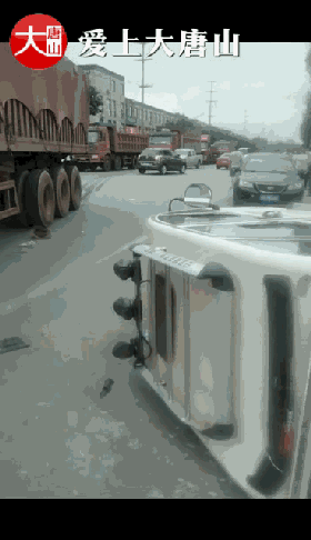 e33a91df1f82b4f509de500443559d1a.gif