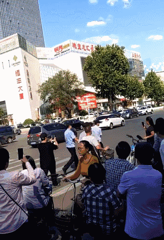 decbfcf4920a7473c25f75c6081290d3.gif