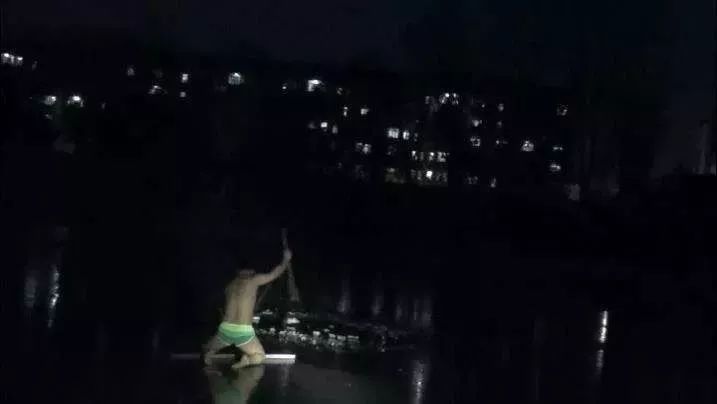 6baaf6fdeaaba090044a1c79469caea5.jpg