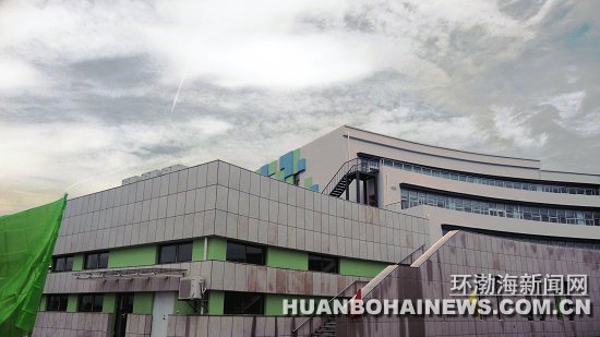 ������ɽѧУ��ɽ�������У��ѧ����ͼ��