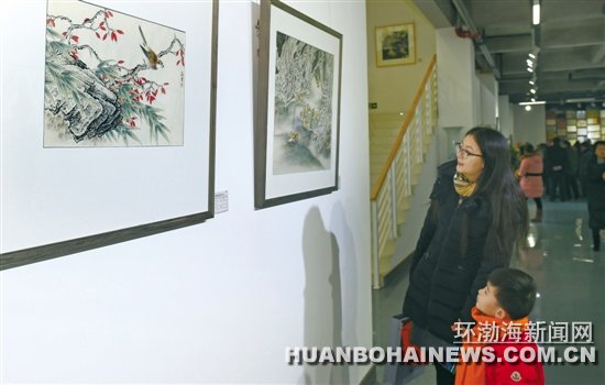 ����ΰ����չ��Ļ