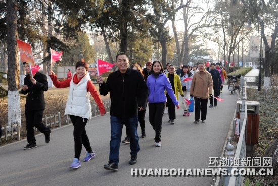 ��ɽ����ҽԺ��չְ�������߻ ������ɫ����