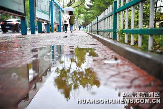 �ú�����أ� ��ɽӭ���������׳�����