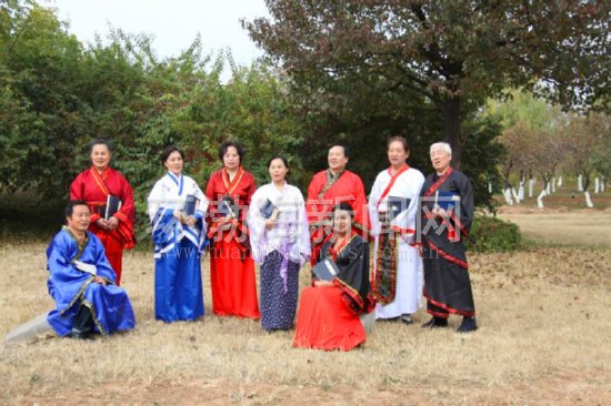 ��ɽ:Ϊ��ʫ�ʴ�Call ���˹�ʫ��������ԺMV��¯(��Ƶ)