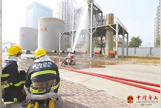 �����̽������ս�ߵġ���½�ա��Ƽ�װ��