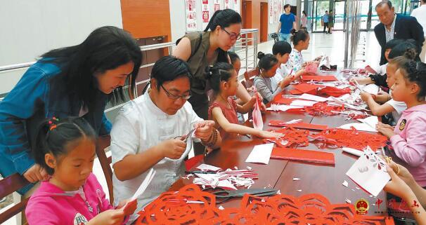 ��ɽ��Ⱥ�չ��¹ݿ���