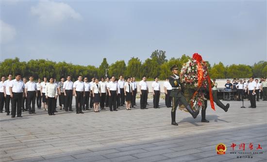 ���о�������ɽ��������ͬ���Ϳ�����־���Ӣ�۾��׻�����ʽ